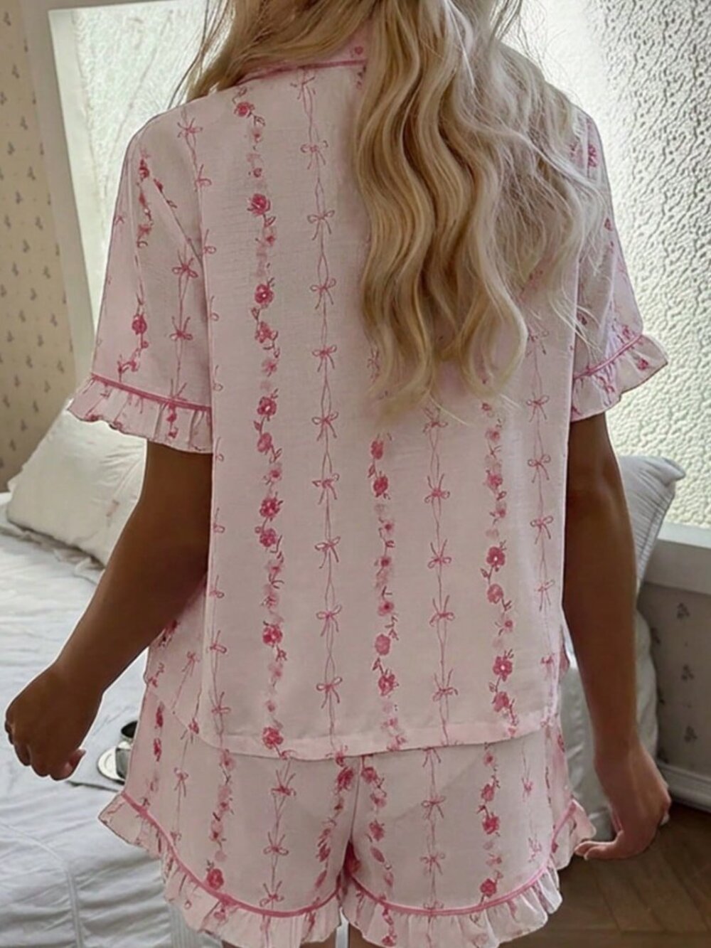 Multicolor Romantic Floral Print Women's Bow Tie French Drawstring Pajama Set - Picture 2 of 6